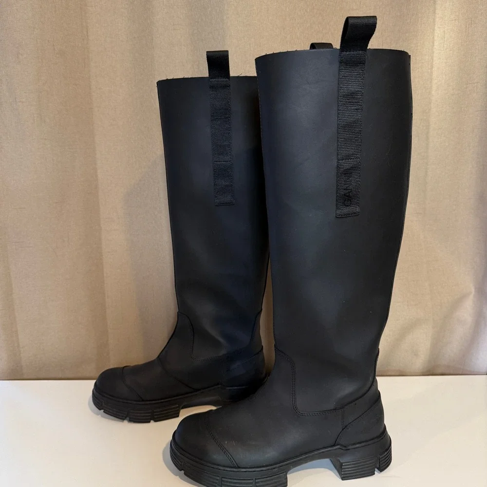 Ganni Black Recycled Rubber Knee High Chunky Lug Sole Boots EU 37 Womens